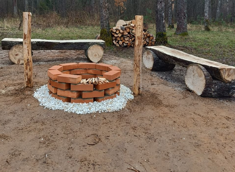 Новый костровой уголок на Гремучей крынице!